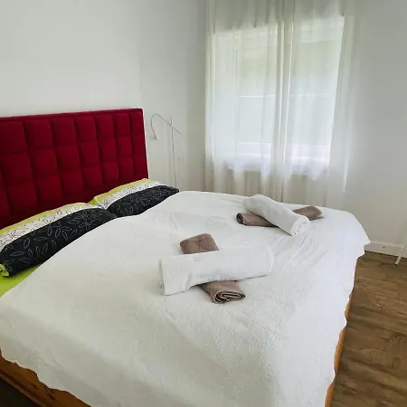 Velden Pool * フェルデン・アム・ヴェルターゼー