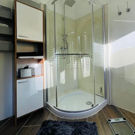 Appartamento Velden Pool